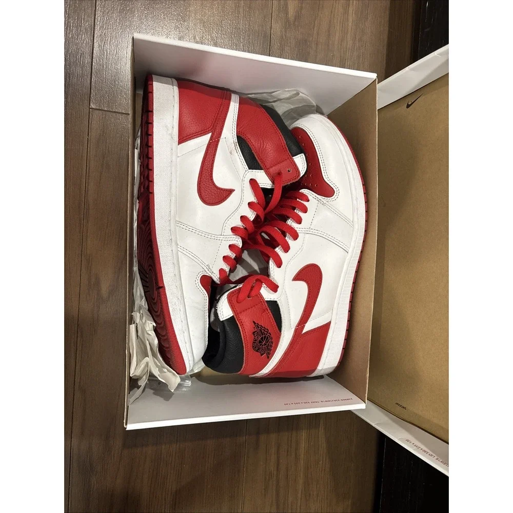 Size 11 Men's Air Jordan 1 Retro High Og Heritage White Red 555088-161 used